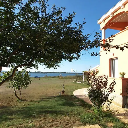 Апартаменты In Privlaka/zadar Riviera 7894 *