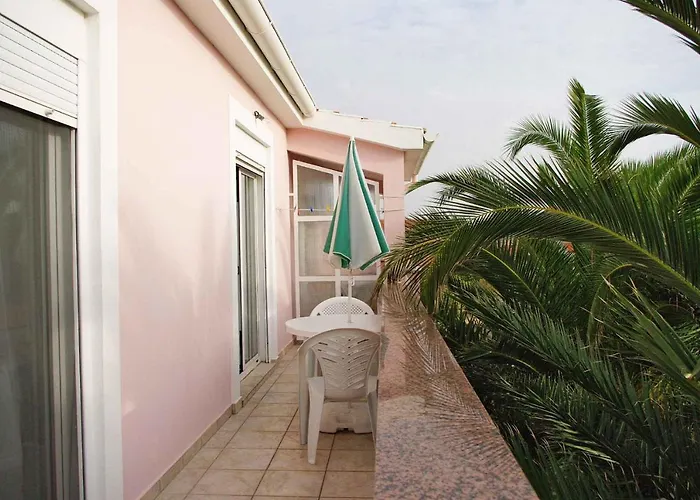 Апартаменты In - Zadar Riviera 7894 *