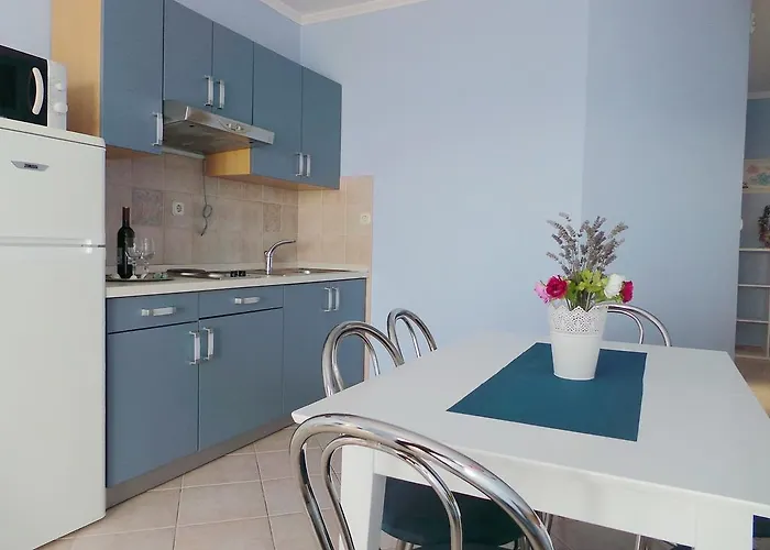 In - Zadar Riviera 7894 Привлака